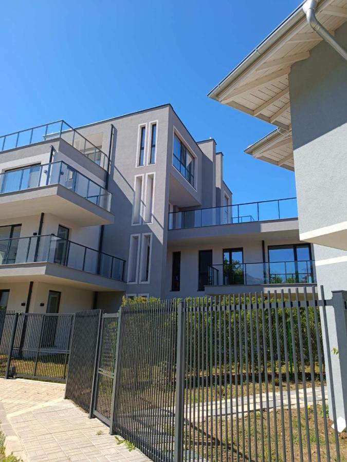 Apartament Kali อัคโตโปล ภายนอก รูปภาพ