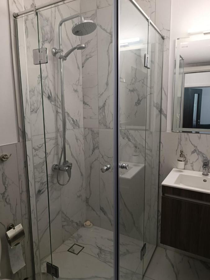 Apartament Kali อัคโตโปล ภายนอก รูปภาพ