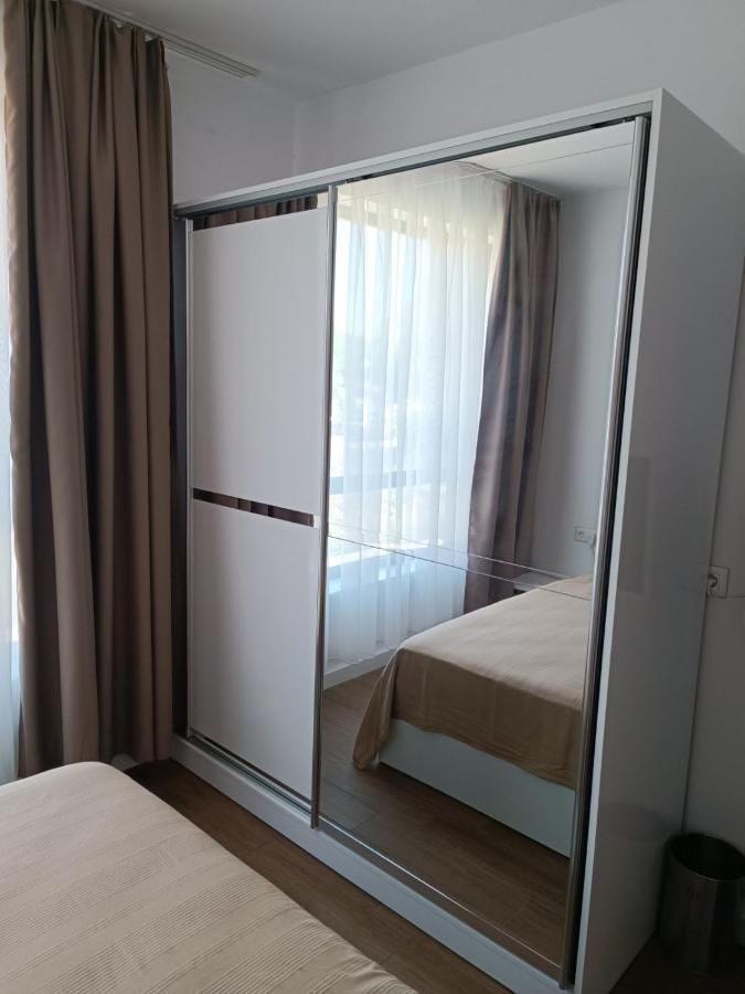 Apartament Kali อัคโตโปล ภายนอก รูปภาพ