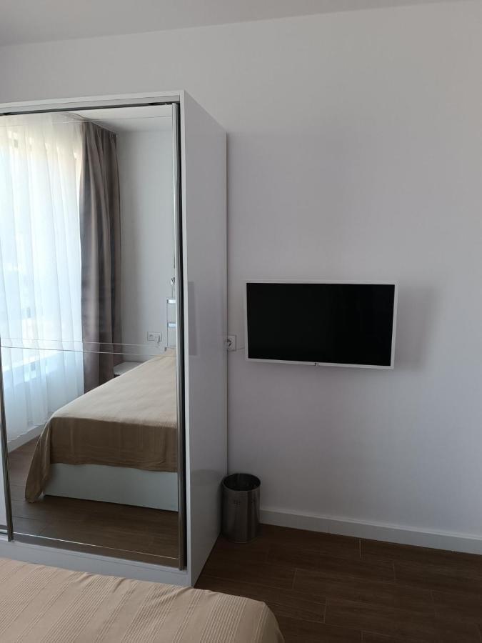 Apartament Kali อัคโตโปล ภายนอก รูปภาพ